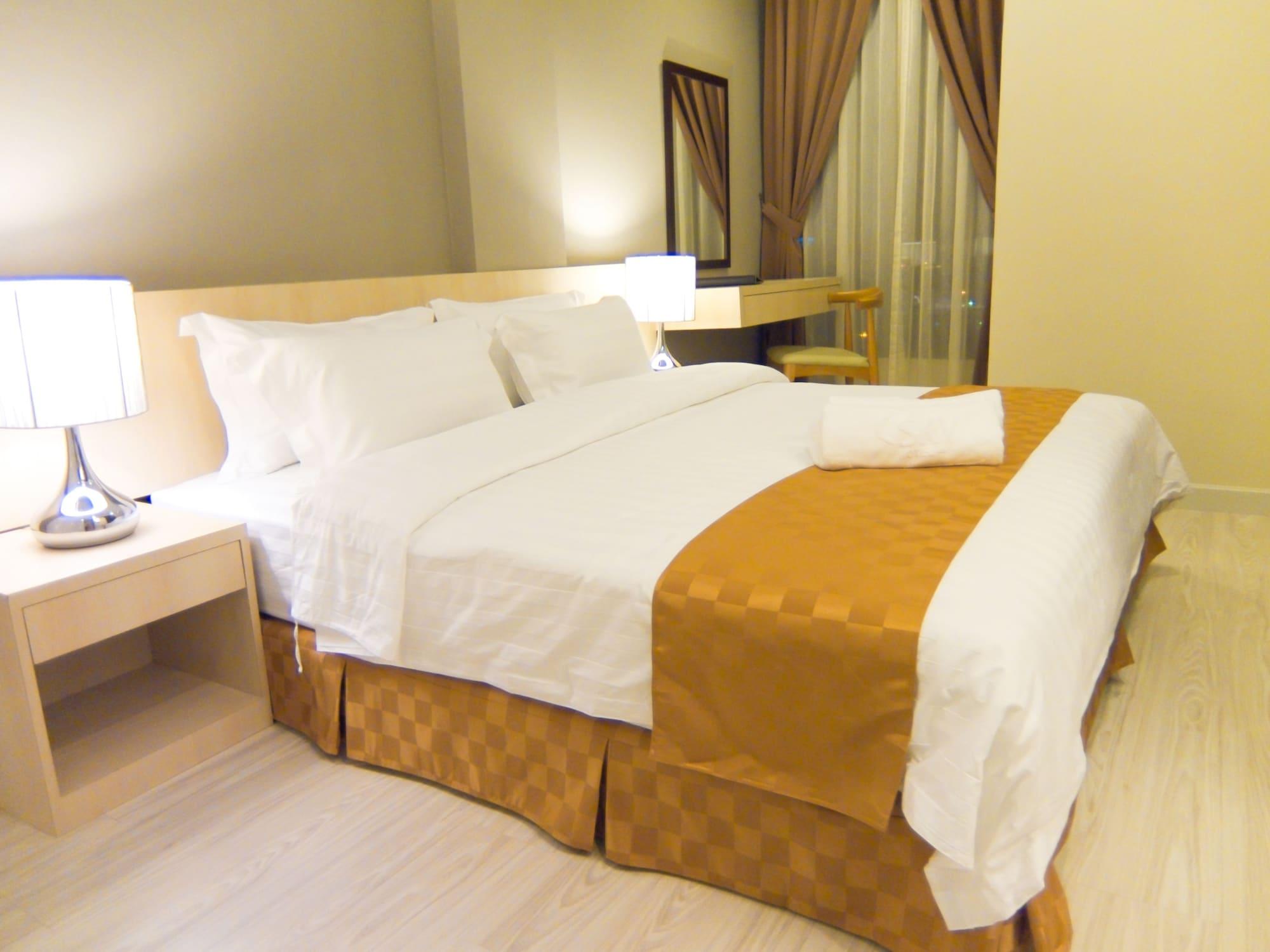 Sky Hotel Kota Kinabalu Kültér fotó