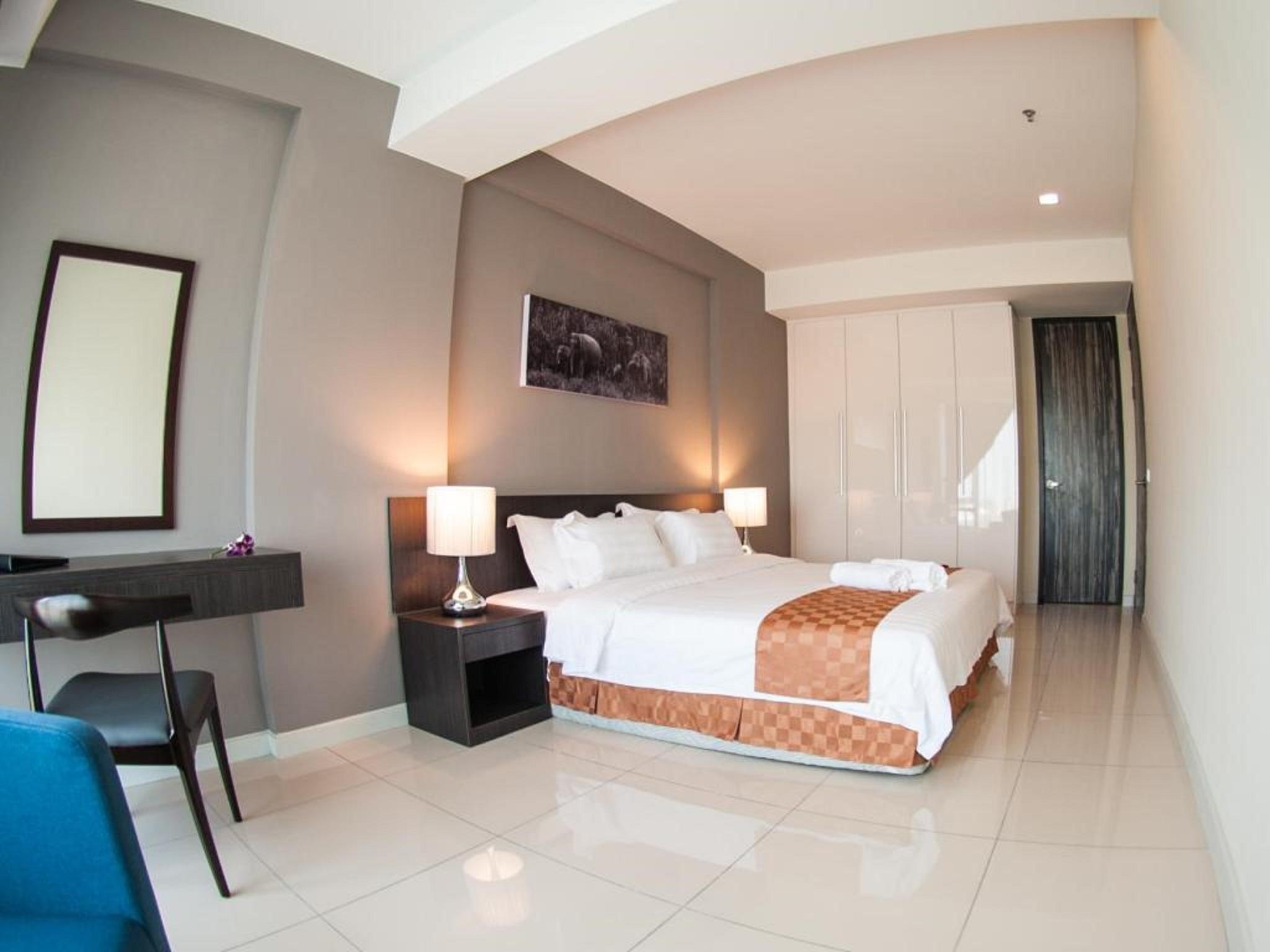 Sky Hotel Kota Kinabalu Kültér fotó