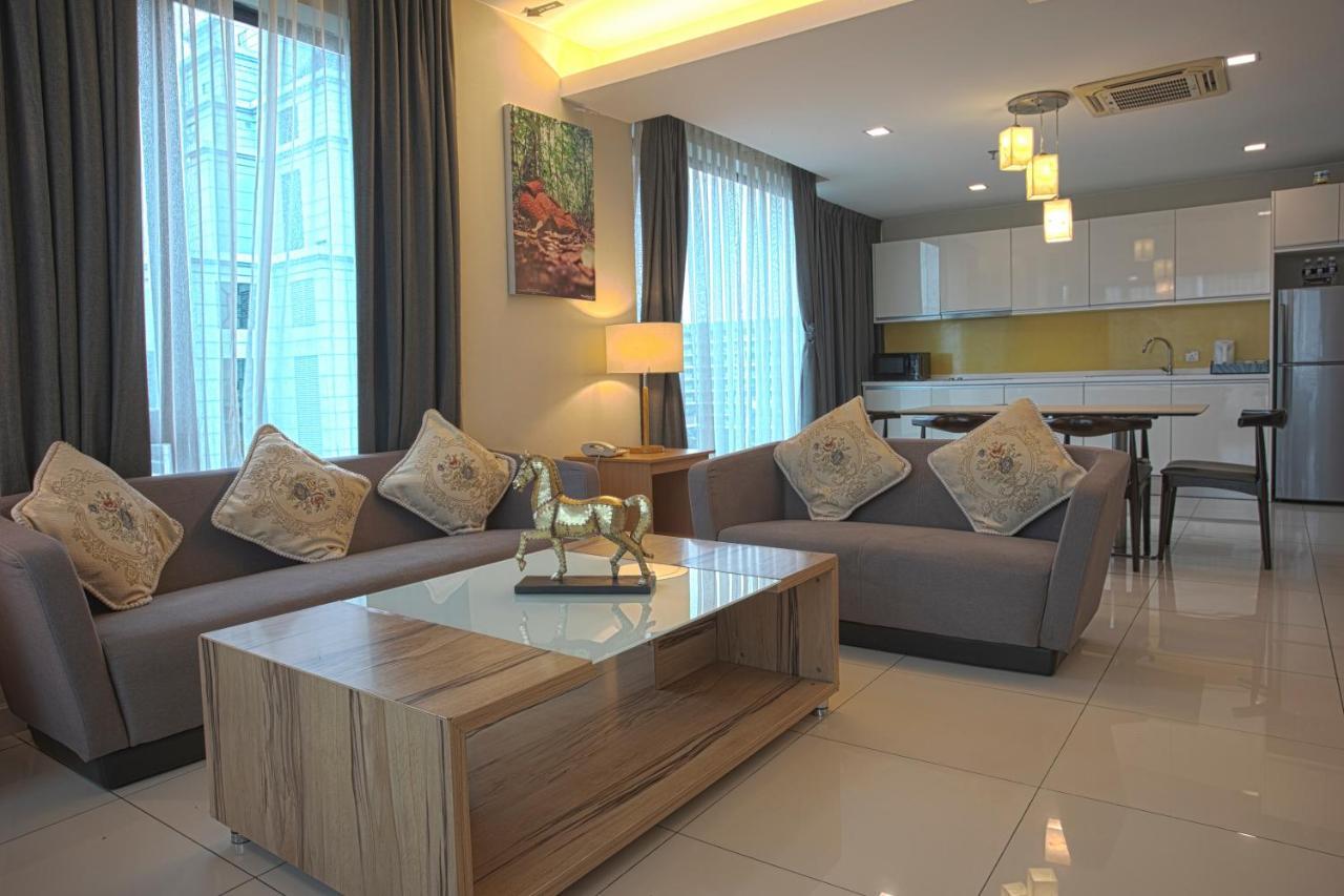 Sky Hotel Kota Kinabalu Kültér fotó